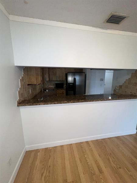 Image 7 of 46 For 9911 Atlantic Blvd  9911