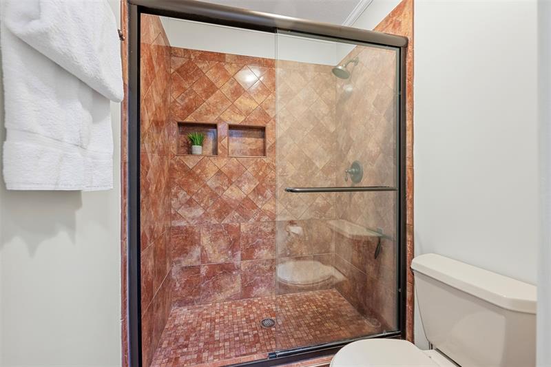 Image 22 of 57 For 5284 18th Terrace