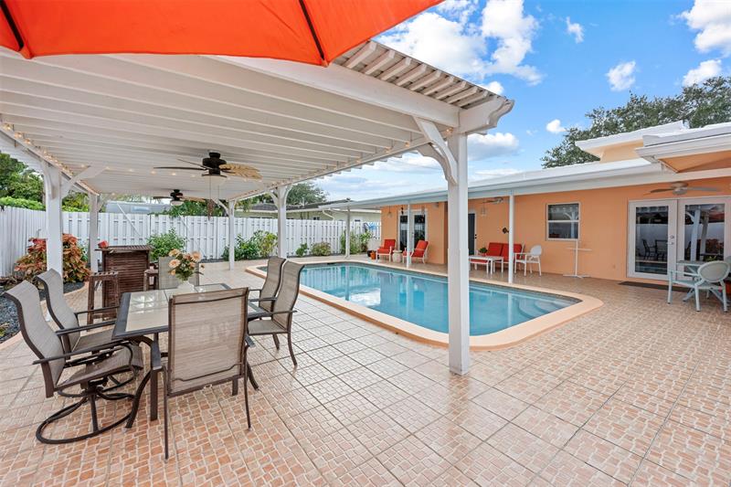 Image 39 of 57 For 5284 18th Terrace