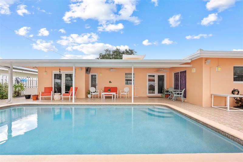 Image 41 of 57 For 5284 18th Terrace