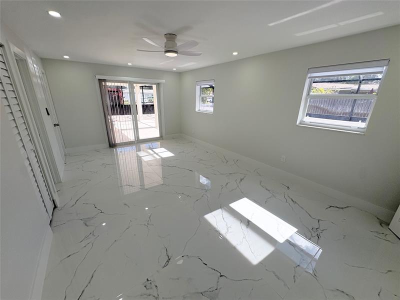 Image 17 of 17 For 9900 39th Ct