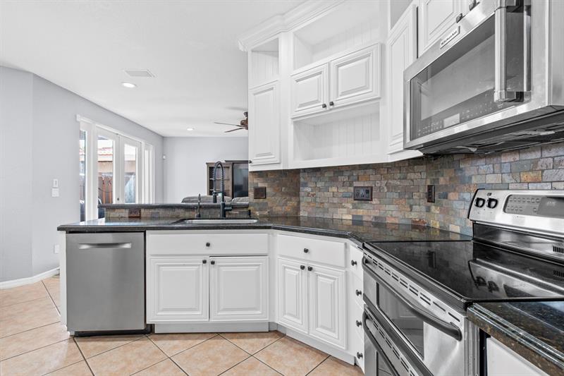 Image 6 of 25 For 1422 106th Way