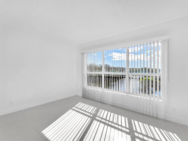 Image 10 of 24 For 3000 42nd Ave  B408