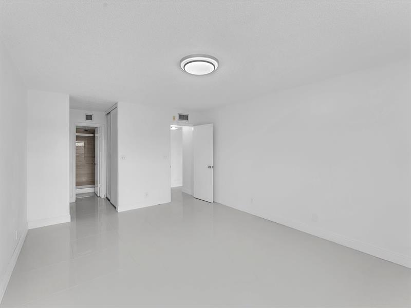 Image 15 of 24 For 3000 42nd Ave  B408