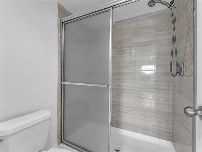 Image 19 of 24 For 3000 42nd Ave  B408