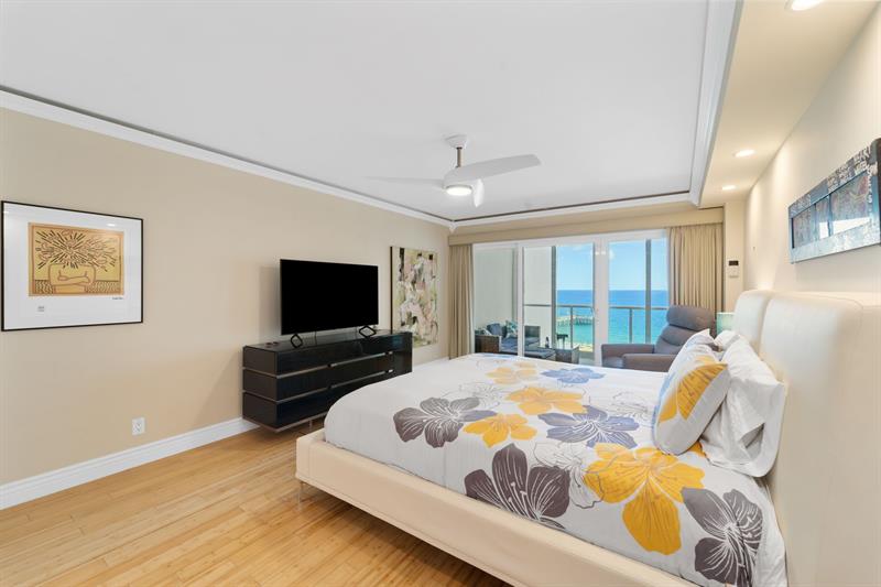 Image 16 of 30 For 111 Pompano Beach Blvd 1403