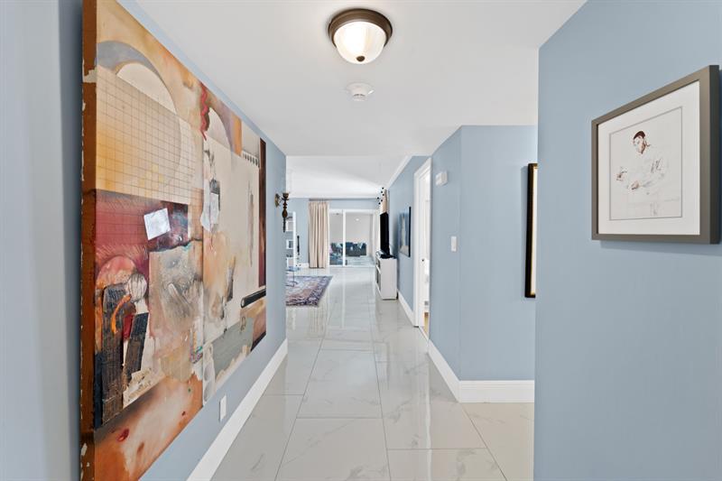 Image 23 of 30 For 111 Pompano Beach Blvd 1403