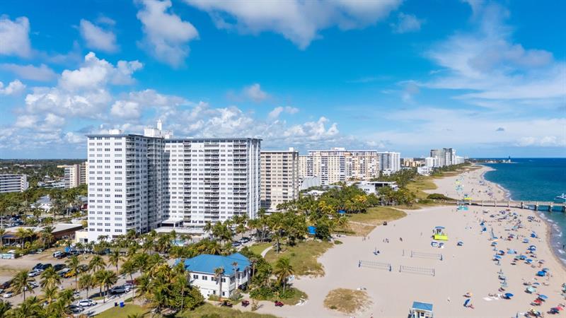 Image 29 of 30 For 111 Pompano Beach Blvd 1403