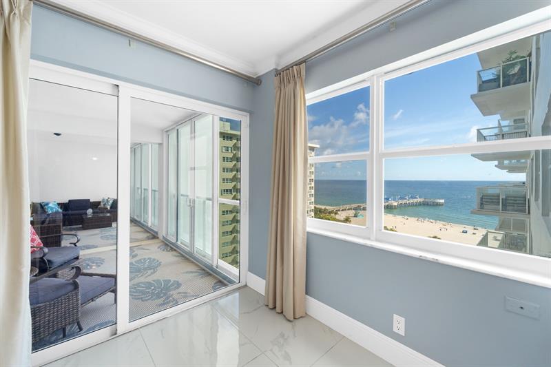 Image 4 of 30 For 111 Pompano Beach Blvd 1403