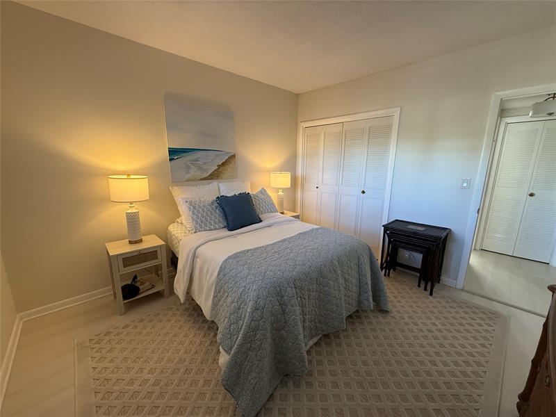 Image 8 of 22 For 4117 Bougainvilla Dr  209