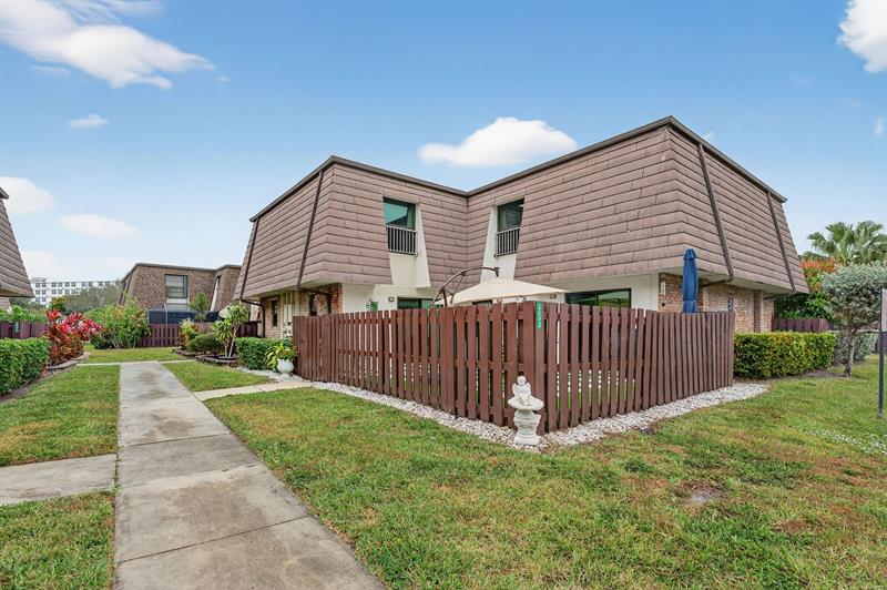 Details for 2692 99th Ave  2692, Coral Springs, FL 33065