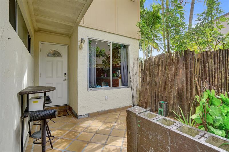 Details for 8226 8th Pl  6, Fort Lauderdale, FL 33324