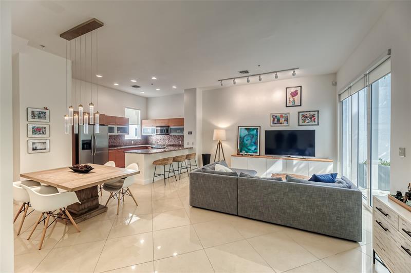 Details for 727 4th Ave  , Fort Lauderdale, FL 33304