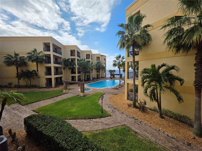 Details for 2351 Lakeview Dr 208, Sebring, FL 33870