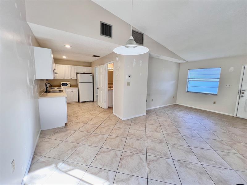 Details for 2002 10th Street  Apt D, Fort Pierce, FL 34950