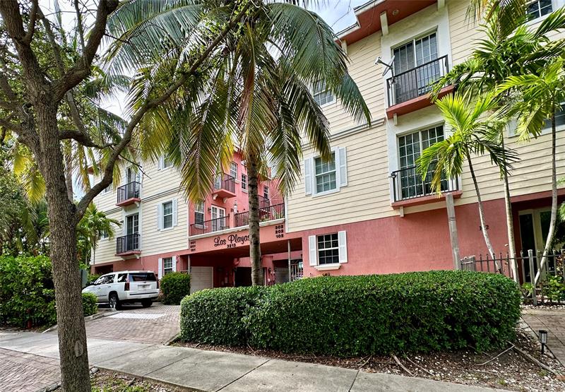 Details for 3213 5th St  201, Pompano Beach, FL 33062