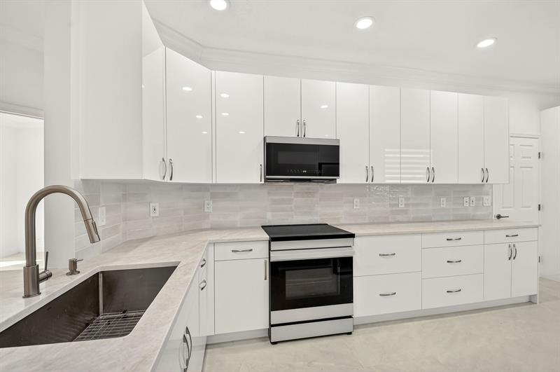 Details for 10664 Royal Caribbean Cir  10664, Boynton Beach, FL 33437