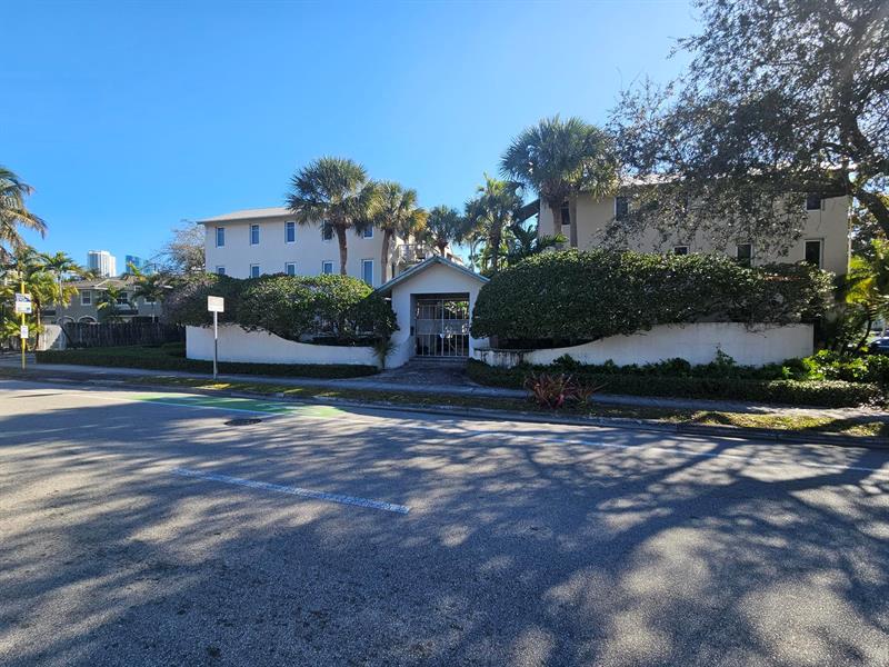 Details for 812 4th Ave  8, Fort Lauderdale, FL 33315