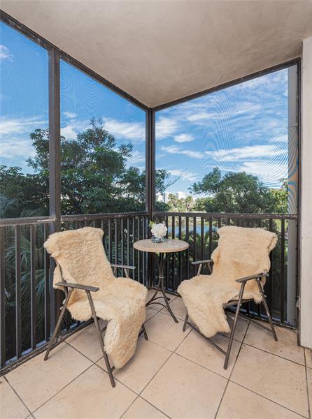 Details for 20379 Country Club Dr  332, Aventura, FL 33180