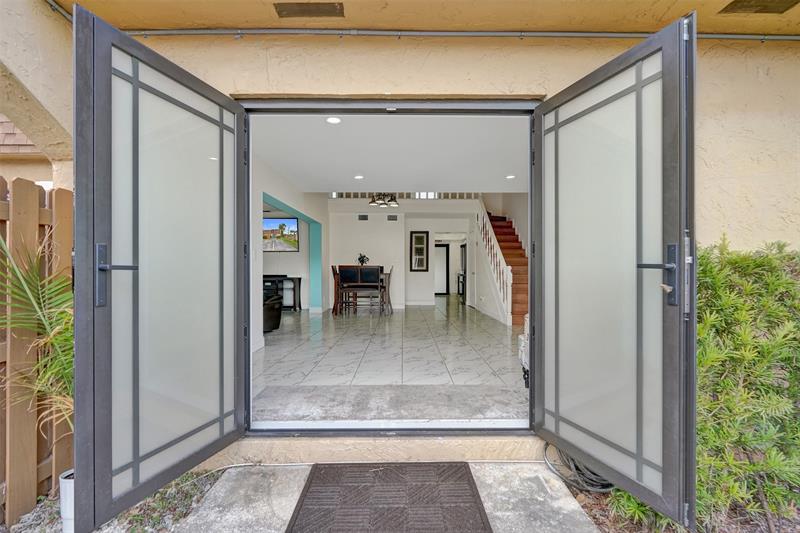 Details for 3541 95th Ter  202, Sunrise, FL 33351