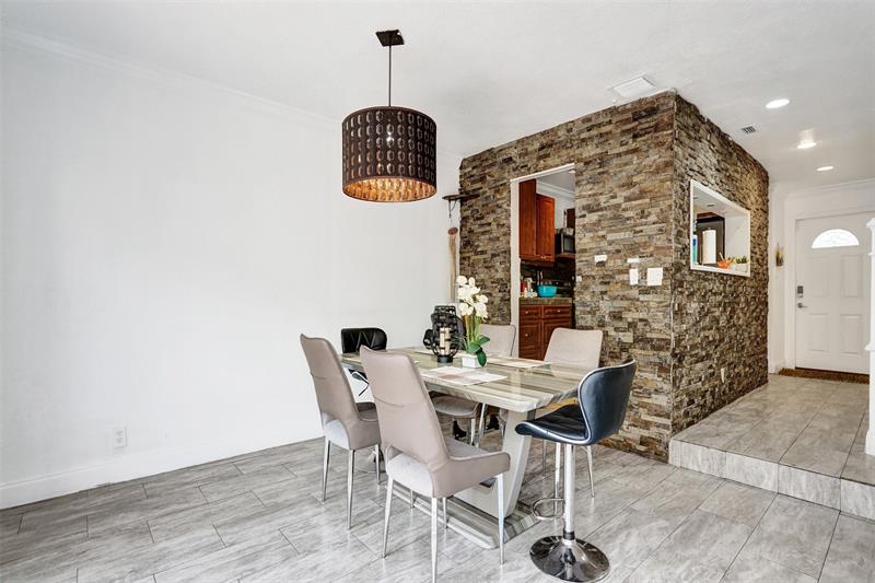 Details for 8226 8th Pl  6, Fort Lauderdale, FL 33324