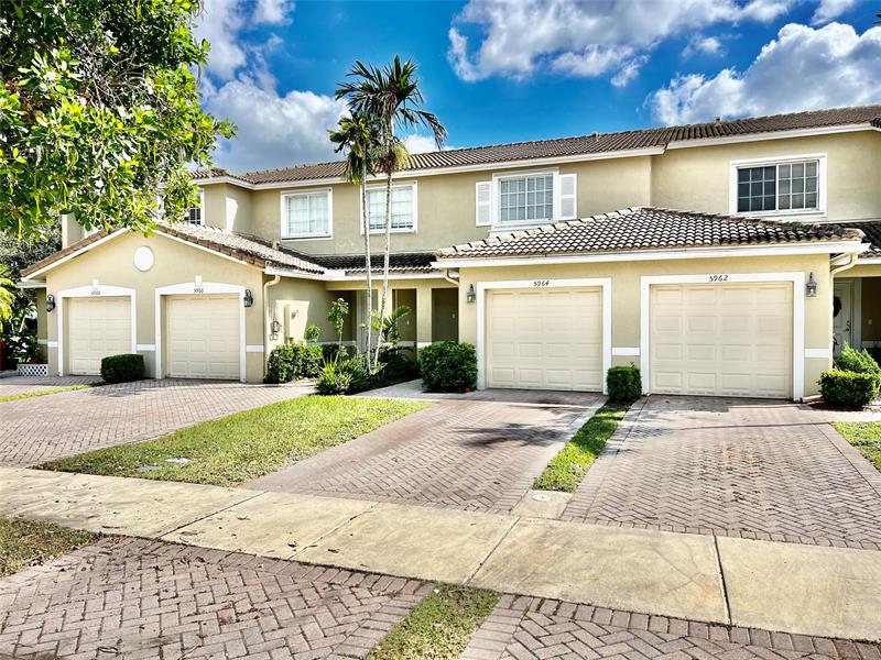Details for 5964 Abbey Rd  5964, Tamarac, FL 33321