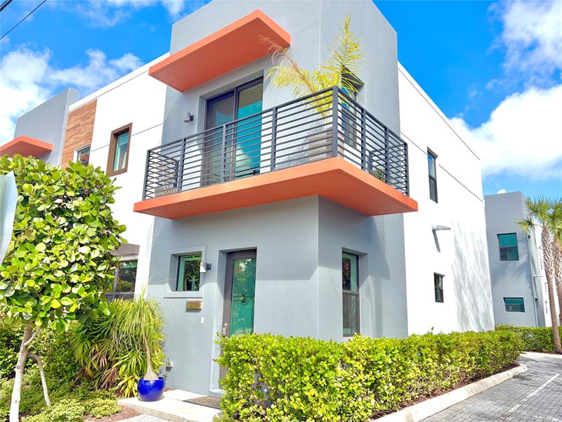 Details for 1047 34th Ct  1047, Fort Lauderdale, FL 33334