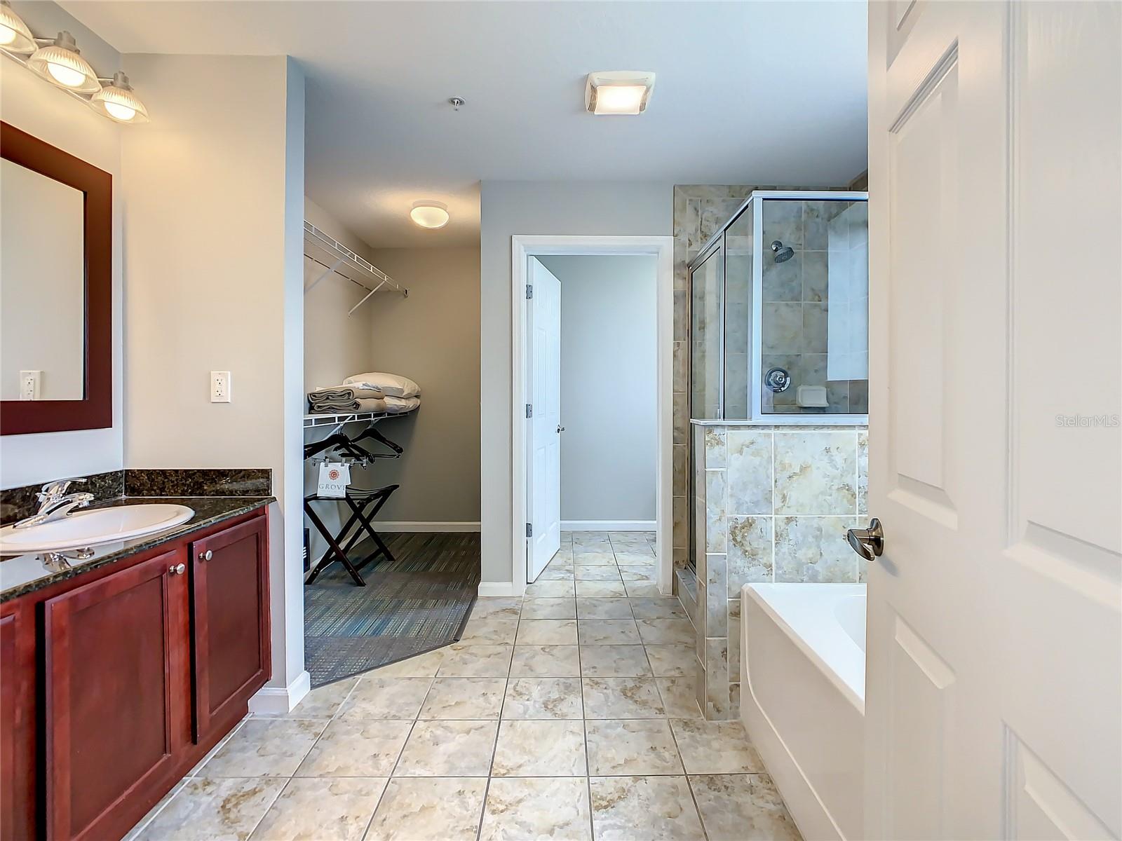 Image 21 of 68 For 14501 Grove Resort Ave  1707