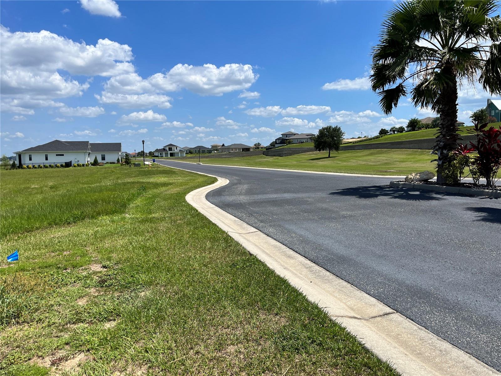 Image 17 of 41 For 344 Caladium Ave
