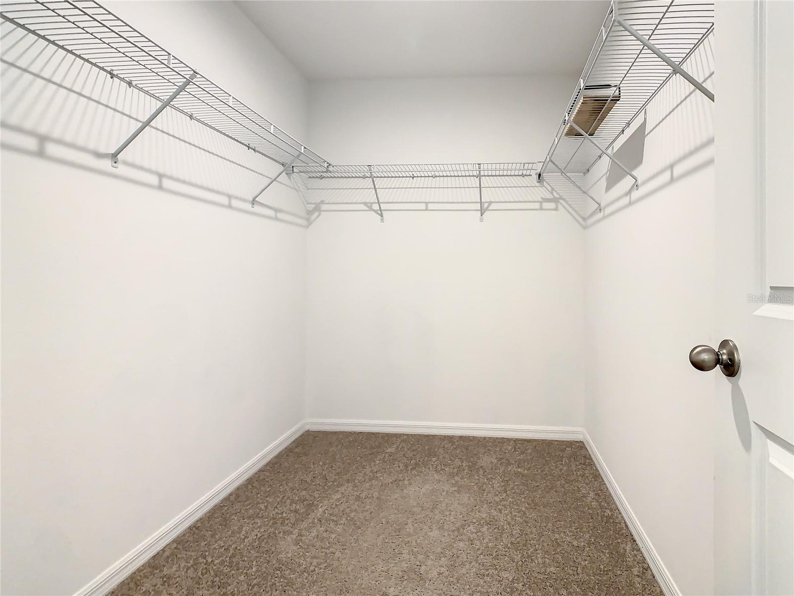 Image 22 of 51 For 888 Grandin Street