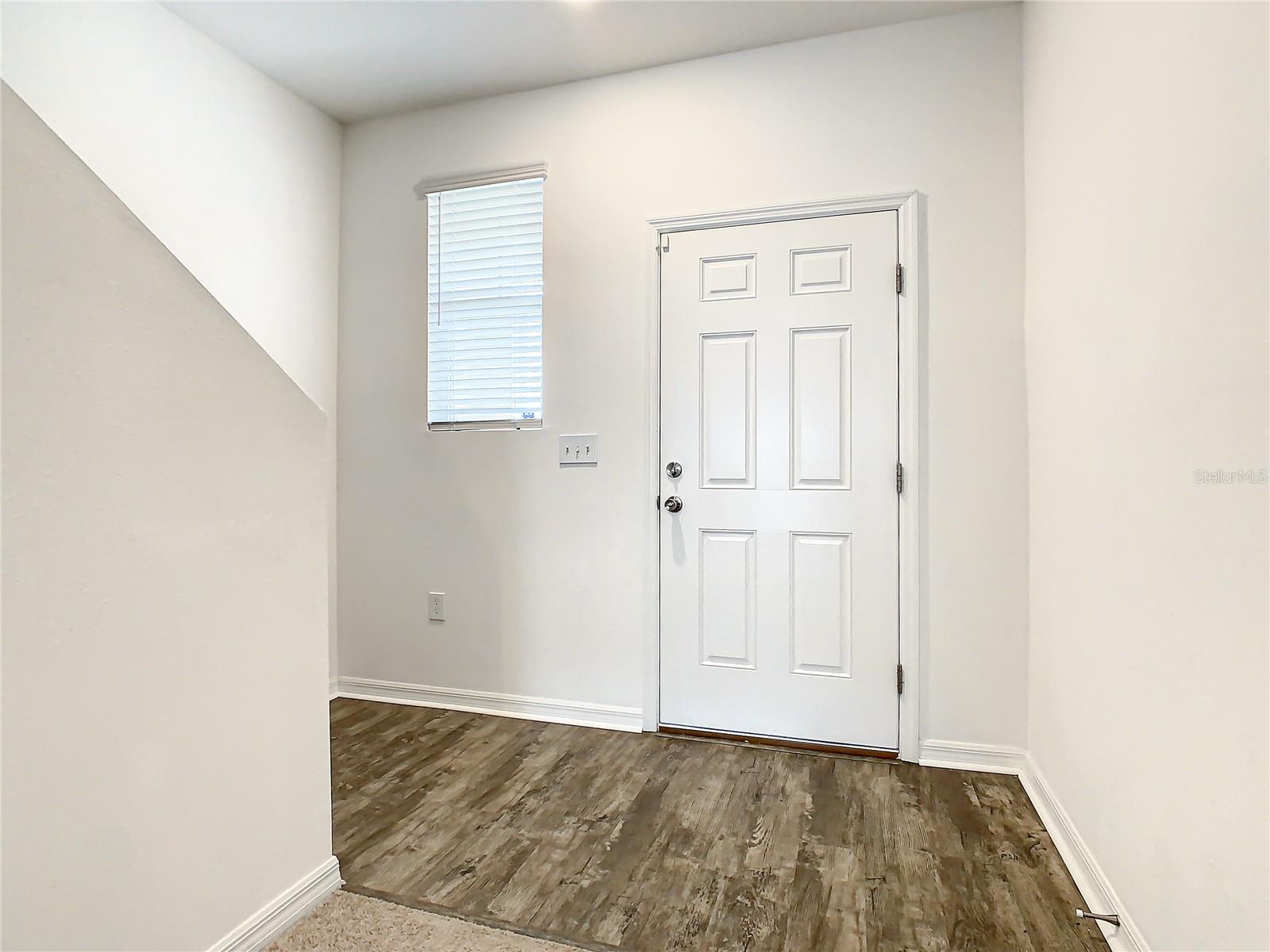 Image 3 of 51 For 888 Grandin Street