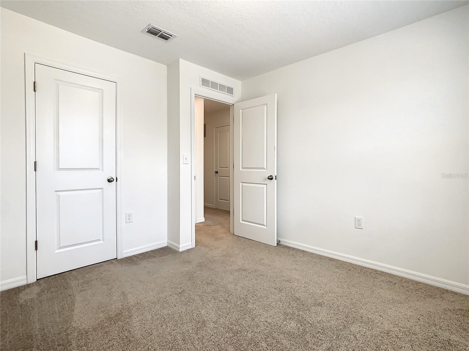 Image 31 of 51 For 888 Grandin Street