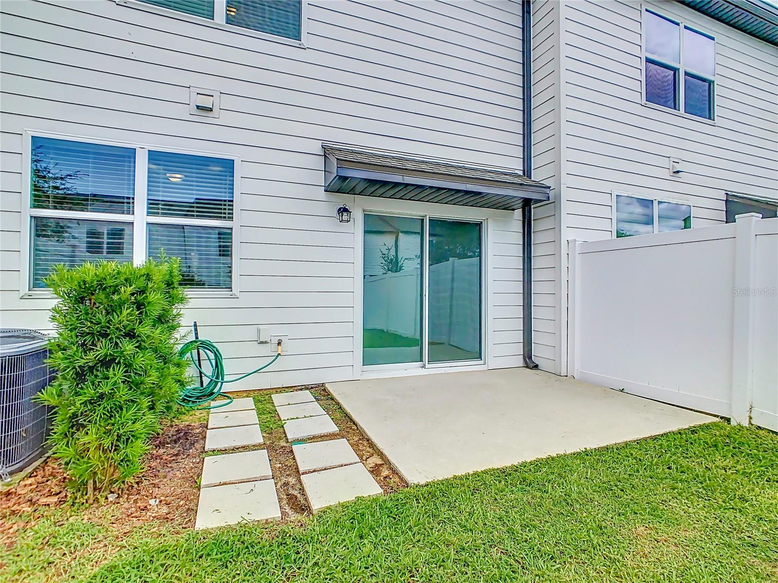 Image 37 of 51 For 888 Grandin Street
