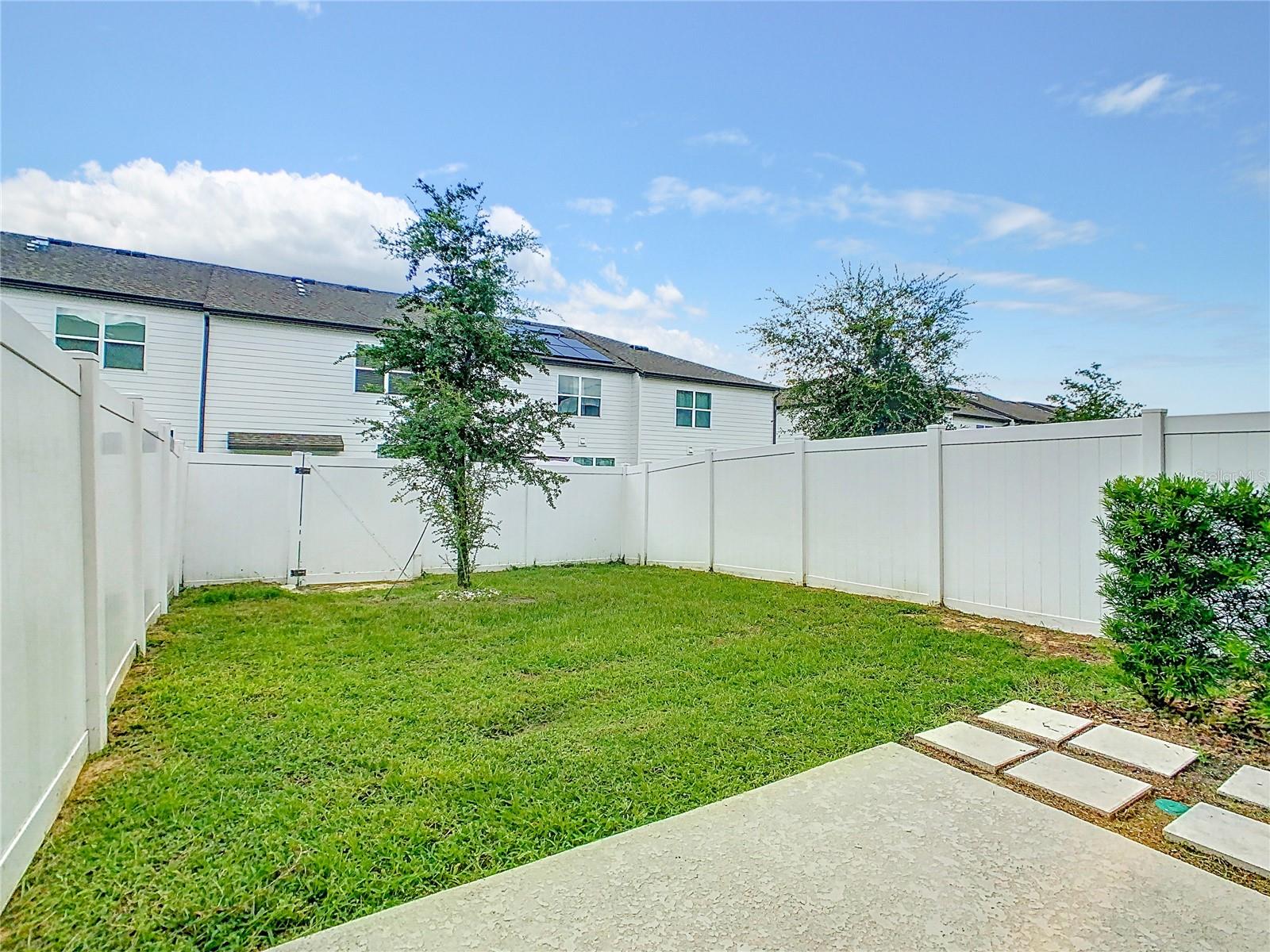 Image 38 of 51 For 888 Grandin Street
