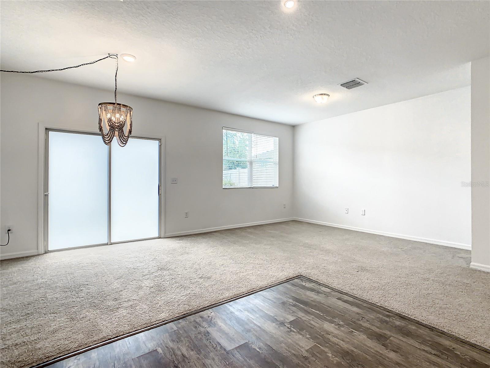 Image 8 of 51 For 888 Grandin Street