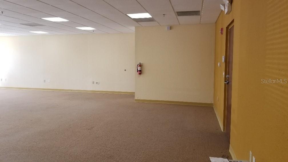 Image 7 of 8 For 2572 State Road 426  1072