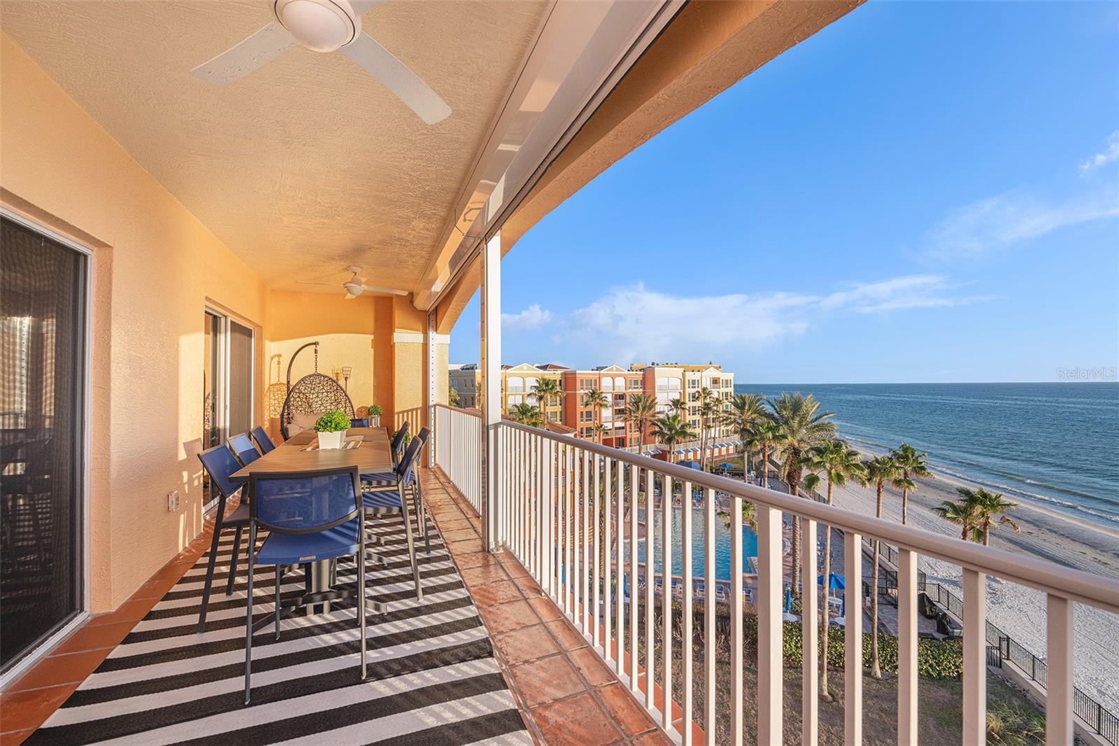 Listing photo id 26 for 16700 Gulf Boulevard 625