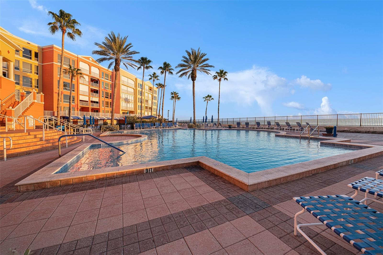 Listing photo id 27 for 16700 Gulf Boulevard 625