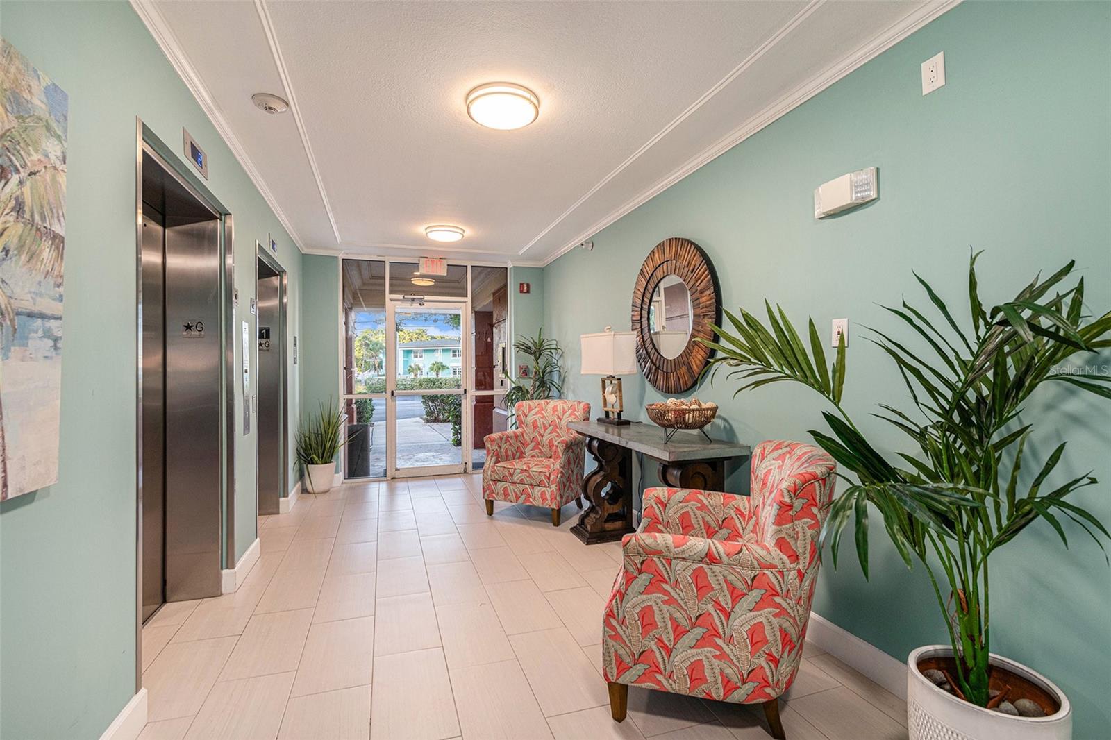 Listing photo id 44 for 16700 Gulf Boulevard 625