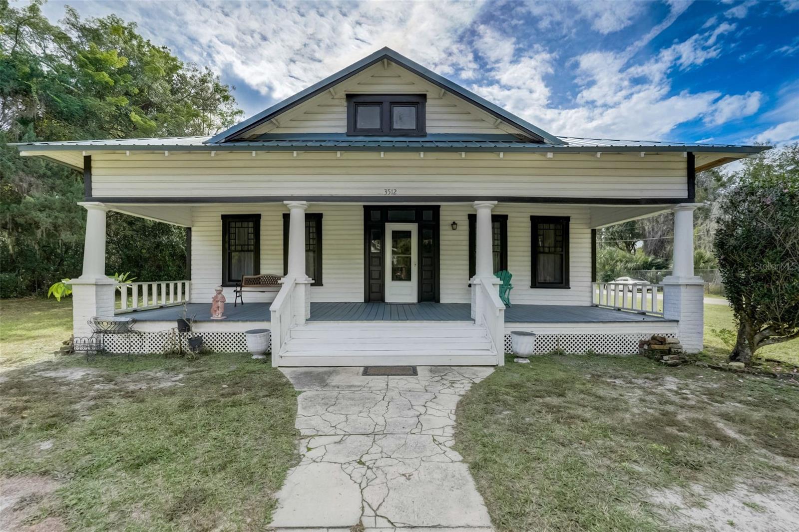 Listing photo id 1 for 3512 Central Avenue