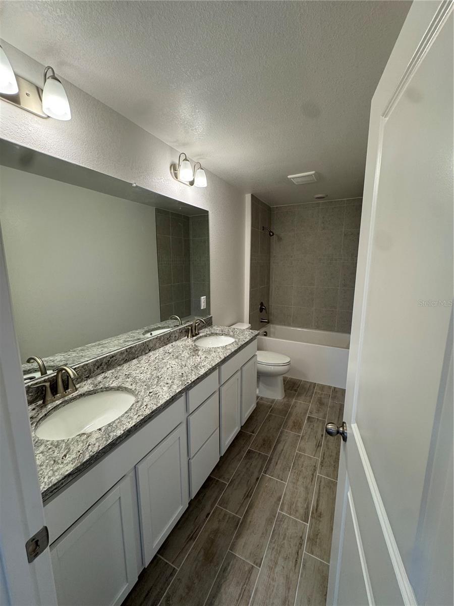 Image 13 of 13 For 25242 Paraguay Street