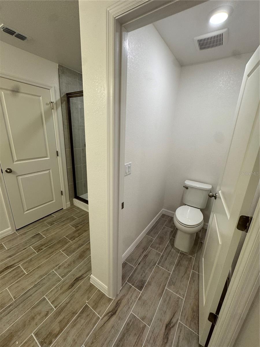 Image 6 of 13 For 25242 Paraguay Street
