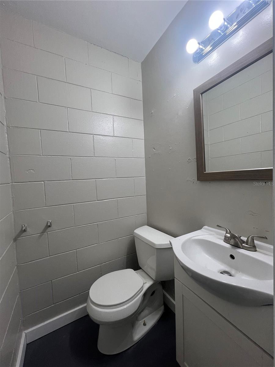 Image 6 of 9 For 1016 Alfred Street