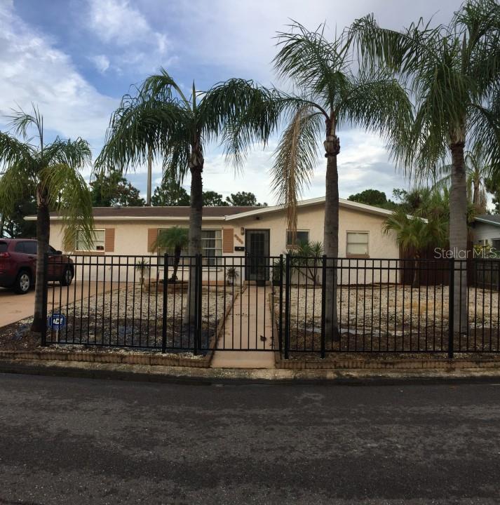 Image 16 of 26 For 3680 Whiting Drive Se