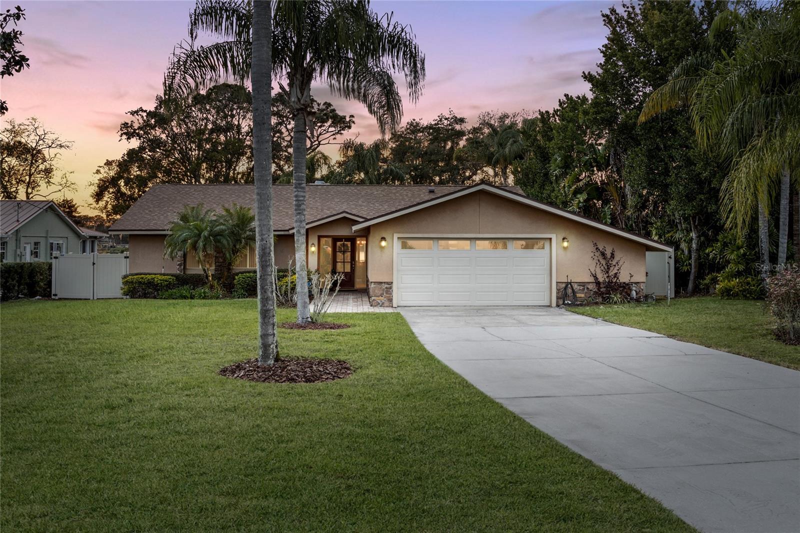 Details for 6056 Twin Lakes Drive, OVIEDO, FL 32765