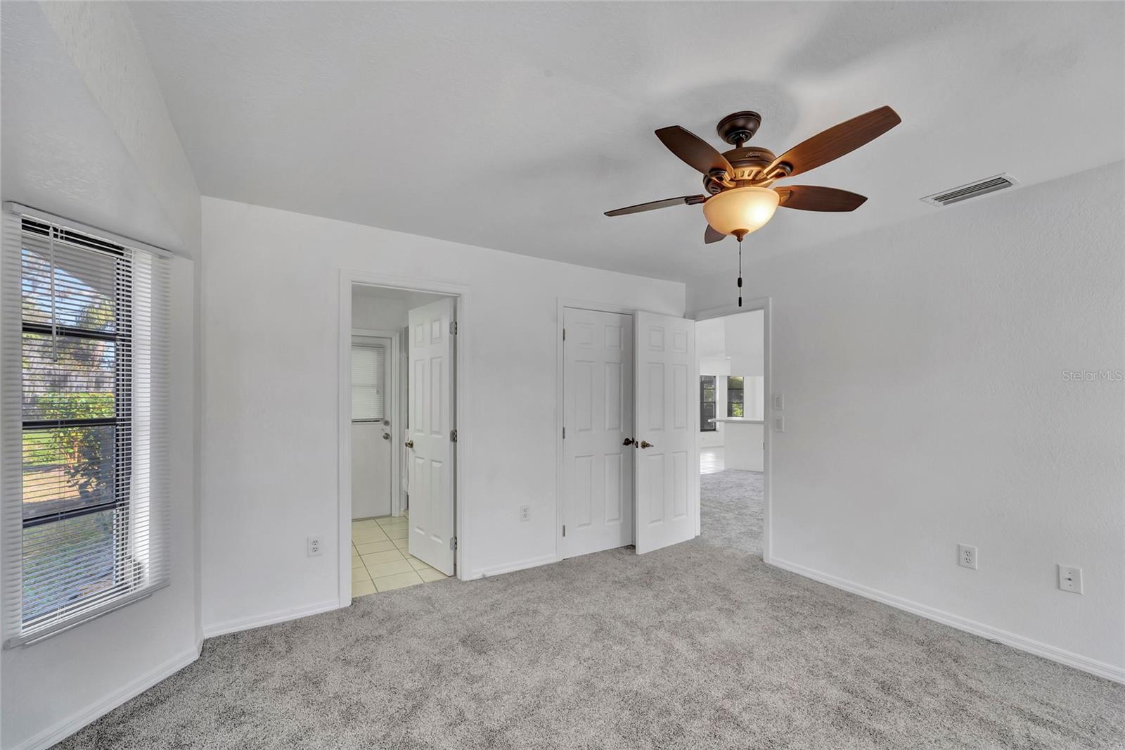 Image 22 of 51 For 4058 Kinney Street