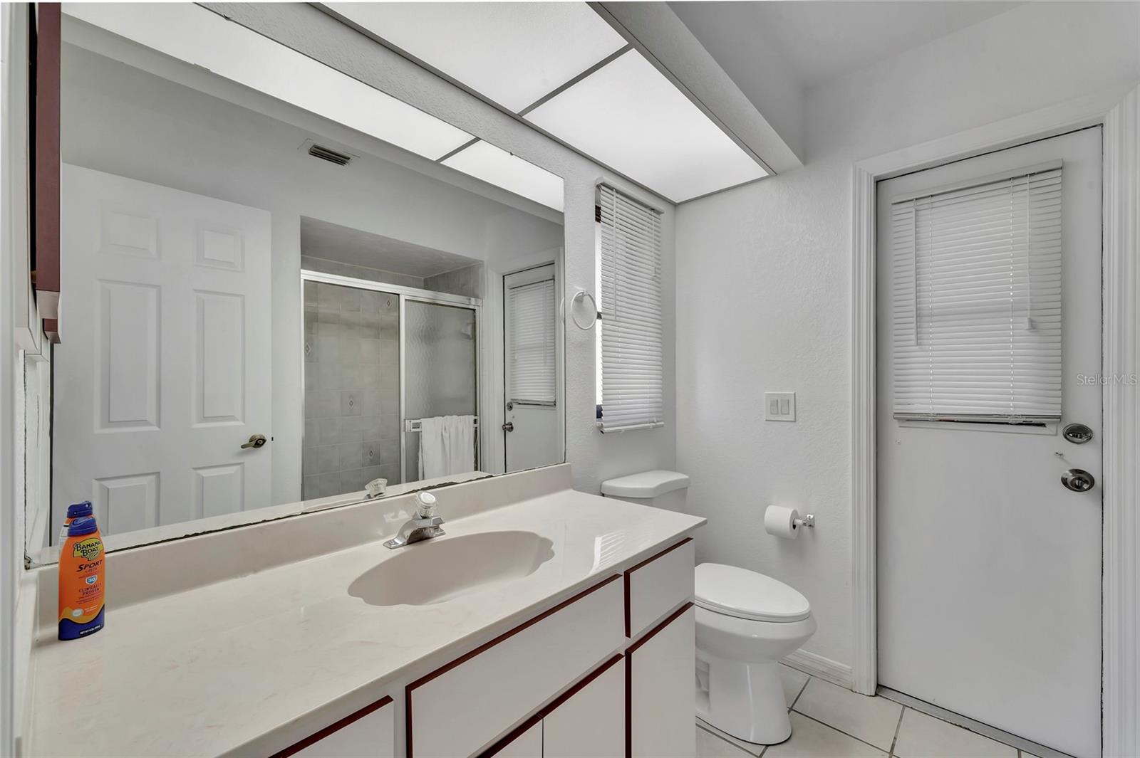 Image 24 of 51 For 4058 Kinney Street
