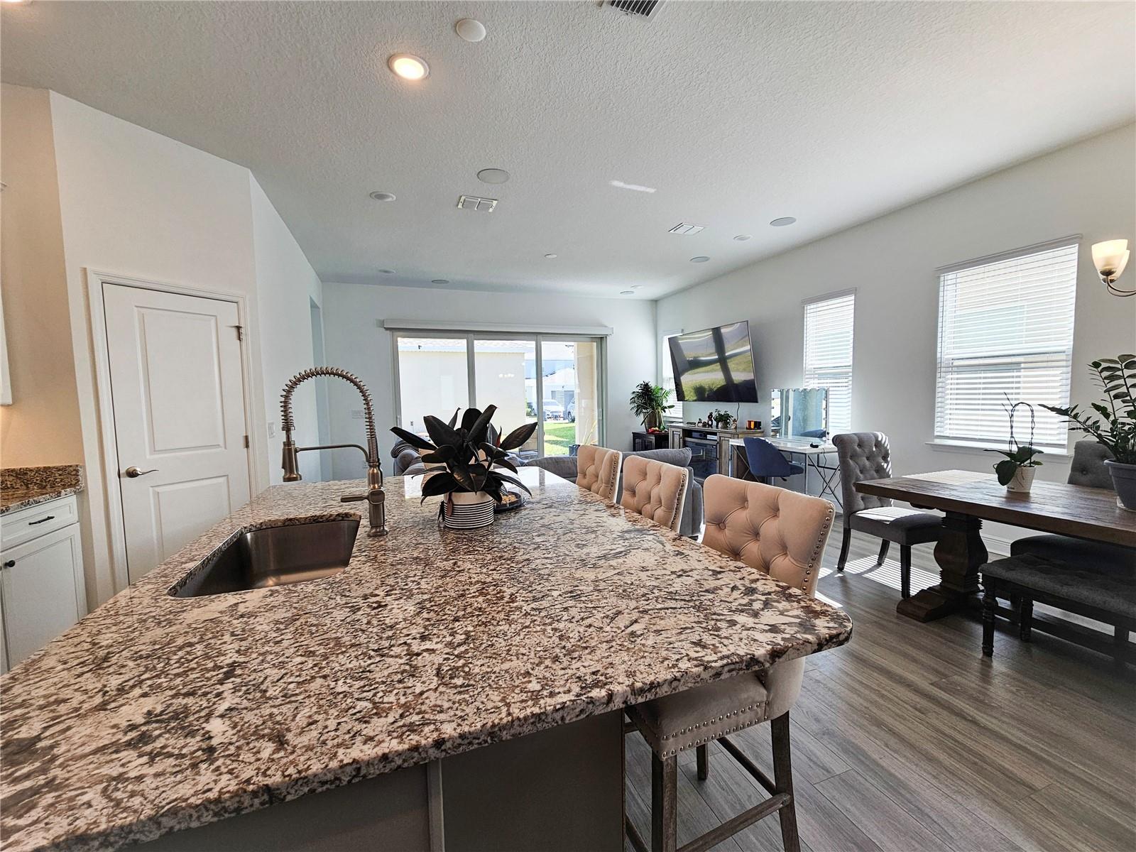 Image 11 of 54 For 728 Costa Lane
