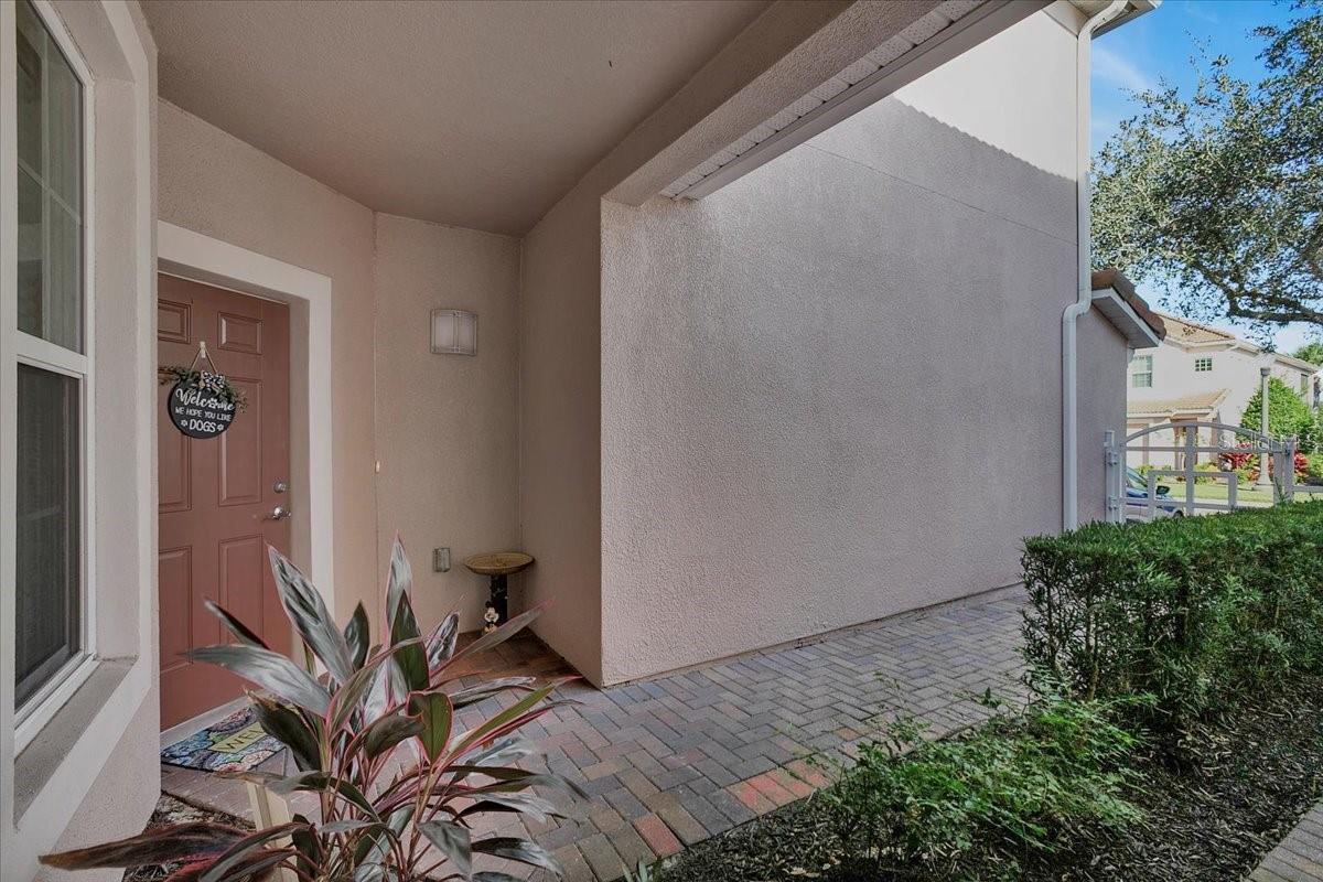 Image 4 of 31 For 8316 Fontera Drive