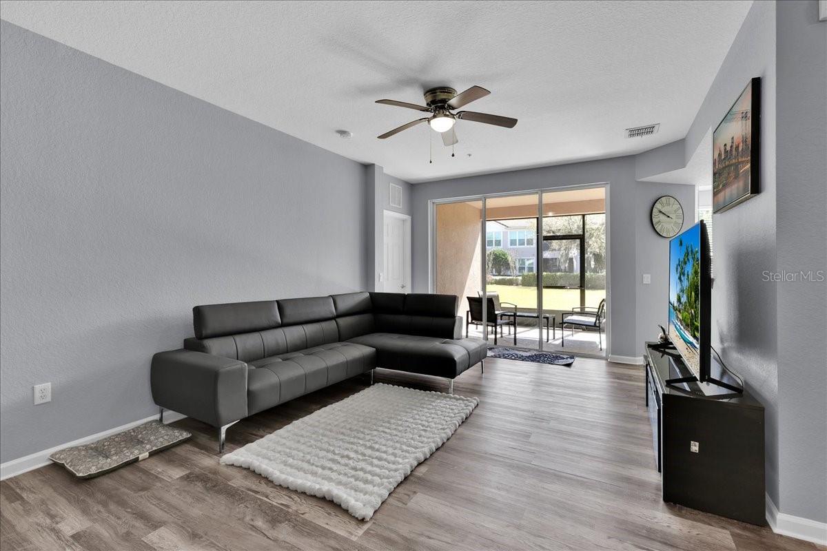 Image 8 of 31 For 8316 Fontera Drive